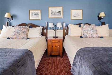 Stowe VT - Hotel Rooms, Apartments, Townhouses | Green Mountain Inn