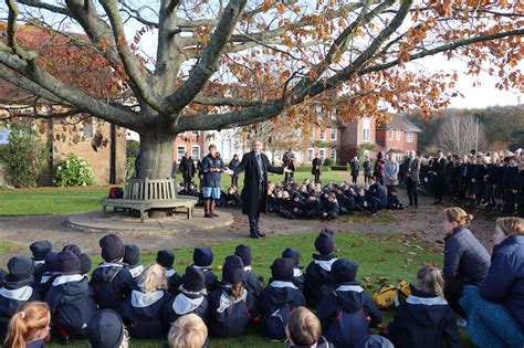 Highfield and Brookham School pupils united by 'promises of hope'