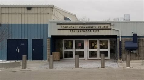 Southdale Community Centre Rink - Ice Rink in Winnipeg, MB, Canada - Travel Sports