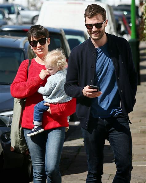 Jamie Dornan Life: New Pictures of Jamie and His Family in London (April 7)