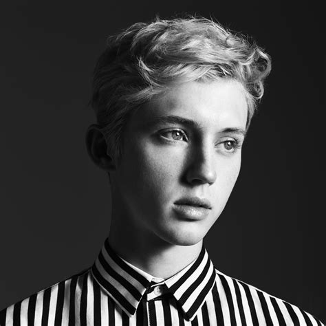 Troye Sivan | EMI Music Publicity Portal