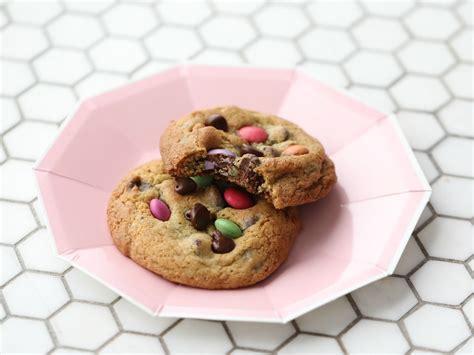 SMARTIES COOKIES - Passion For Baking :::GET INSPIRED::: | Baking, Christmas baking, Fun desserts