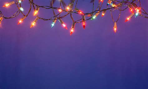 Christmas lights string on blue background with copy space 6708132 ...