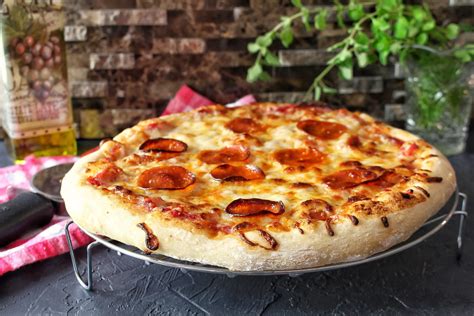 Why is 00 Pizzeria Flour Better For Pizza? - Stavros Pizza