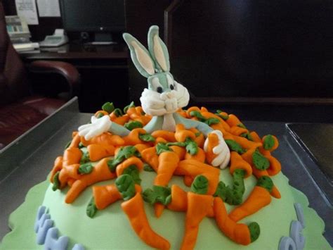 Bugs Bunny - CakeCentral.com