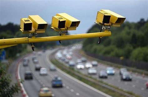 Red X closed motorway lanes to be enforced with auto-detection cameras ...