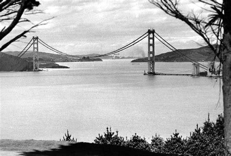History in Photos: Golden Gate Bridge