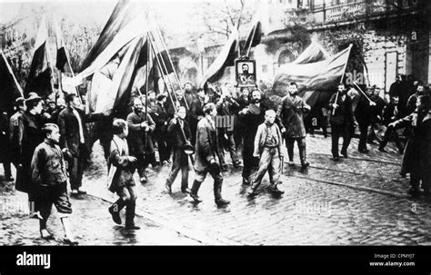 Bloody sunday, 22nd january 1905 Black and White Stock Photos & Images - Alamy