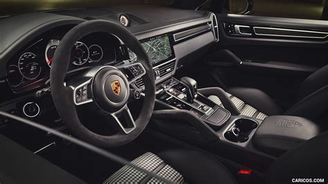 Porsche Cayenne GTS | 2021MY Coupe | Interior