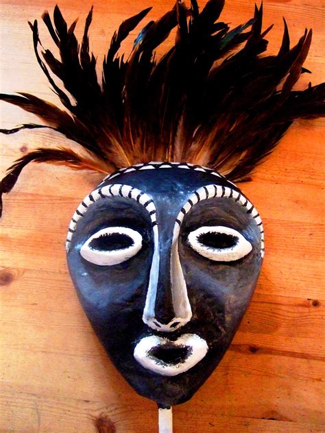 Completed African mask – Julia Kerrison