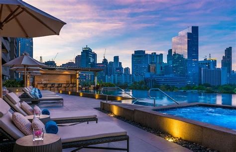 The 7 Best Hotels In Manila | EnjoyTravel.com