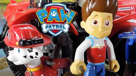 Paw Patrol | Patrulla Canina Español Juguete de Tractor Rojo - YouTube