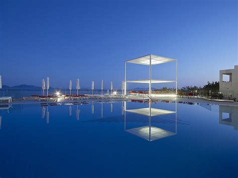 Dimitra Beach Hotel & Suites Pool Pictures & Reviews - Tripadvisor