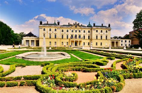 Branicki Palace in Bialystok | Attractions in Podlasie