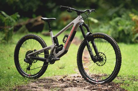 Santa Cruz Nomad first ride review - MBR