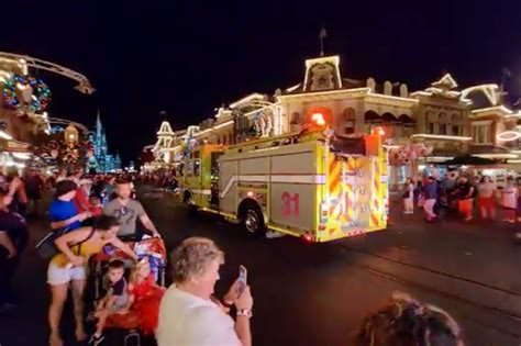 Cinderella Castle fire at Disney World leads to evacuation