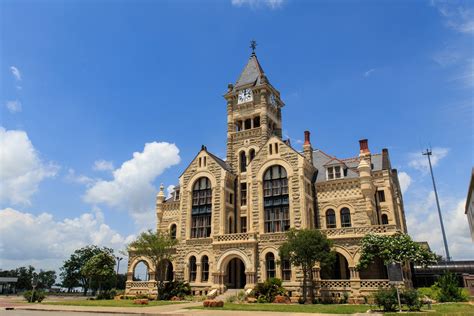 7 Fun Things to Do in Victoria, TX (By a Local!) - Lone Star Travel Guide