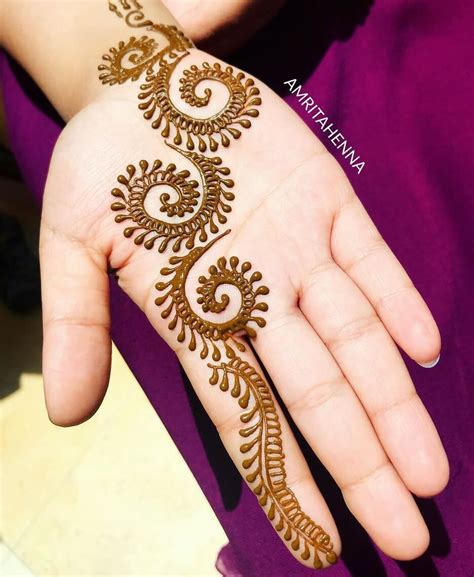 Simple Arabic Mehndi Designs For Kids