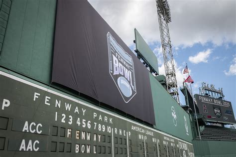 2021 Fenway Bowl Hub