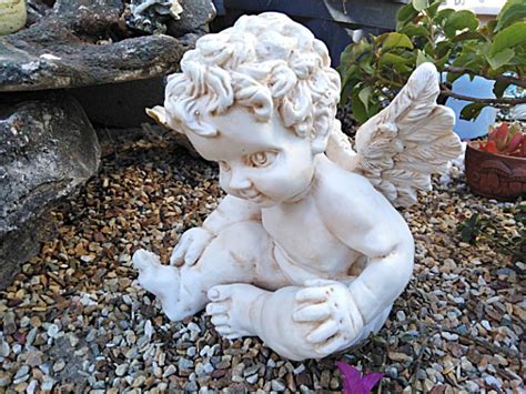 Sitting Baby Angel Statue (20cm) - Hello Indigo Halo