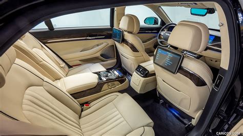 2017 Hyundai Genesis G90 - Interior, Rear Seats | Caricos