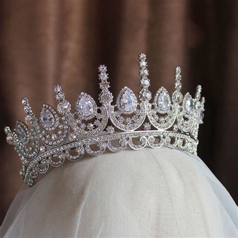 British Royal Tiara – beElemental | Tiaras jewellery, Crystal bridal hair accessories, Wedding crown