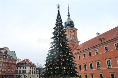 Old Town Buildings and Historical City Center of Warsaw Editorial Image ...