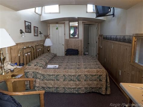 CABOOSE MOTEL - Updated 2022 Hotel Reviews (Titusville, PA)