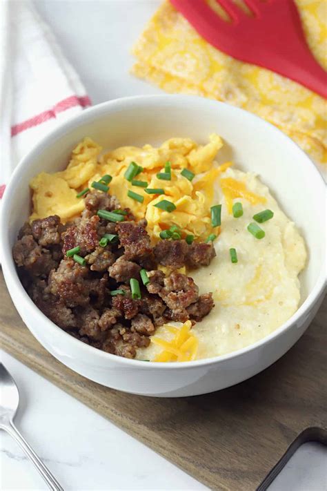 Grits Breakfast Bowl - The Toasty Kitchen