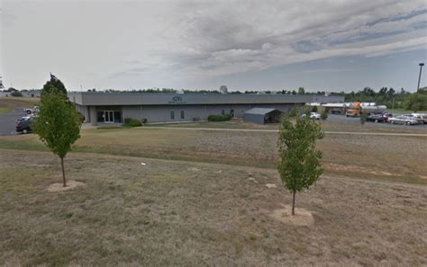 PHOTO Of Candle Factory In Mayfield Kentucky Before And After Tornado Hit Shows It Was ...