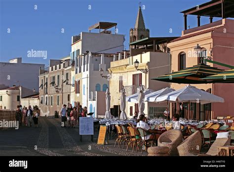 Street of old town alghero hi-res stock photography and images - Alamy