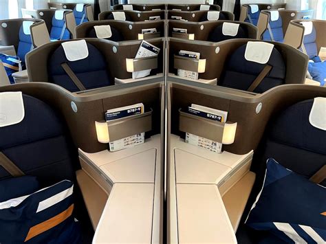 Review: Lufthansa Business Class 787 (DTW-FRA) - One Mile at a Time