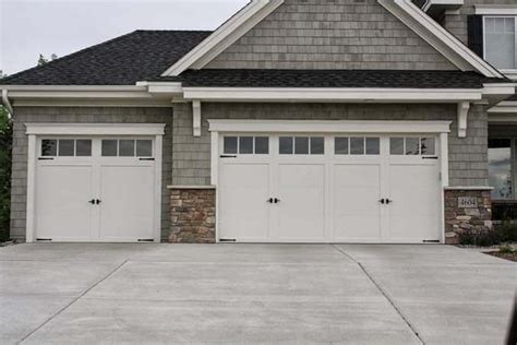 carriage door garage colonial revival - Google Search | Garage door ...