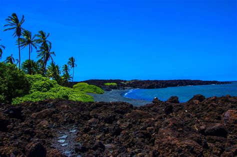 BEST 10 Kona Beaches for Beach Addicts and Snorkel Lovers