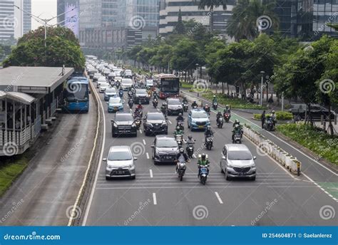 Traffic Jam on a Street in Jakarta Editorial Photo - Image of moto0rcyc ...