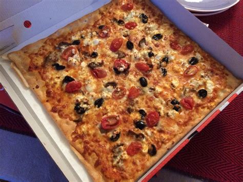 There’s always time for a pizza feat. Square Pizza #hungryhouse – Food Diaries London