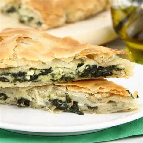 A gorgeous phyllo spinach pie recipe that is so delicious.. Spinach Phyllo Pie Recipe from ...