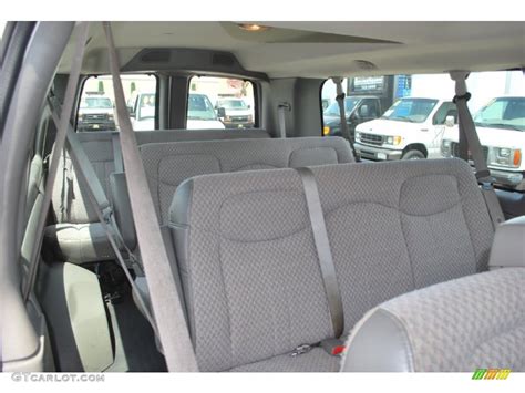 2004 Chevrolet Express 3500 LS Passenger Van Interior Photos | GTCarLot.com