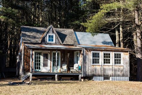 Cozy cabins in Upstate New York: 17 secluded Airbnbs, mountaintop views, lakeside hideaways ...