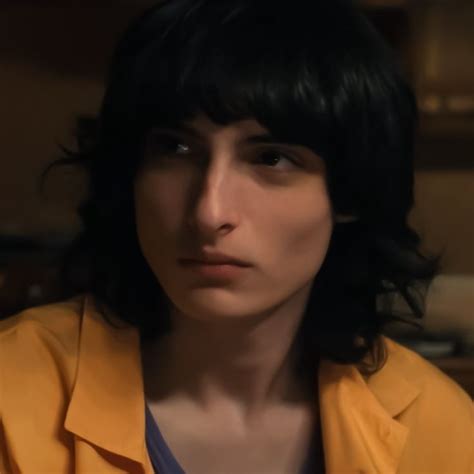 finn wolfhard as mike wheeler in stranger things season 4 | Stranger ...