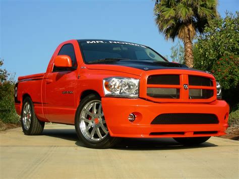 What is a dodge hemi truck