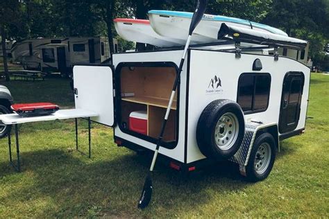 Awesome 40+ Stunning Diy Camper Trailer Designhttps://yellowraises.com/40-stunning-diy-camper ...