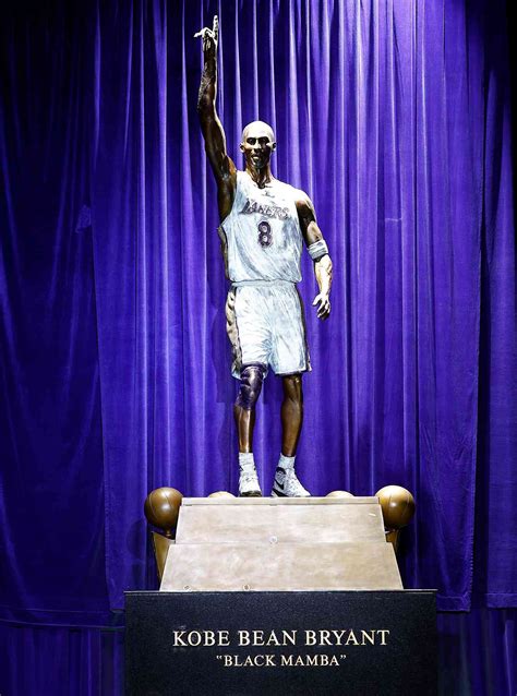 Kobe Bryant Statue Unveiled at Lakers Home Game