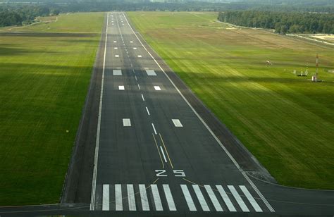 airstrip Free Photo Download | FreeImages