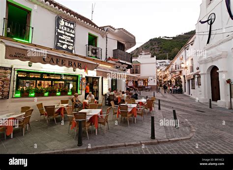 mijas spain streets with restaurants in town Stock Photo: 31384642 - Alamy