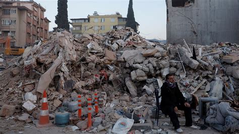 Turkey earthquake - latest: Disaster becomes worst in country's modern history as death toll ...