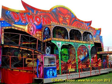 Ghost train # train fantôme # funhouse | Abandoned theme parks ...