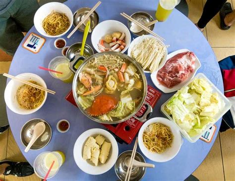 6 Must-Try Hawker Centre Hot Pots In Singapore For Affordable Gatherings