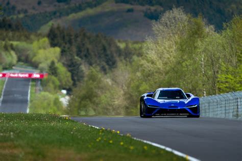 NIO Smashes The Nürburgring EV Lap Record - Speedhunters