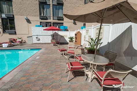 Hotel Burbank Pool: Pictures & Reviews - Tripadvisor